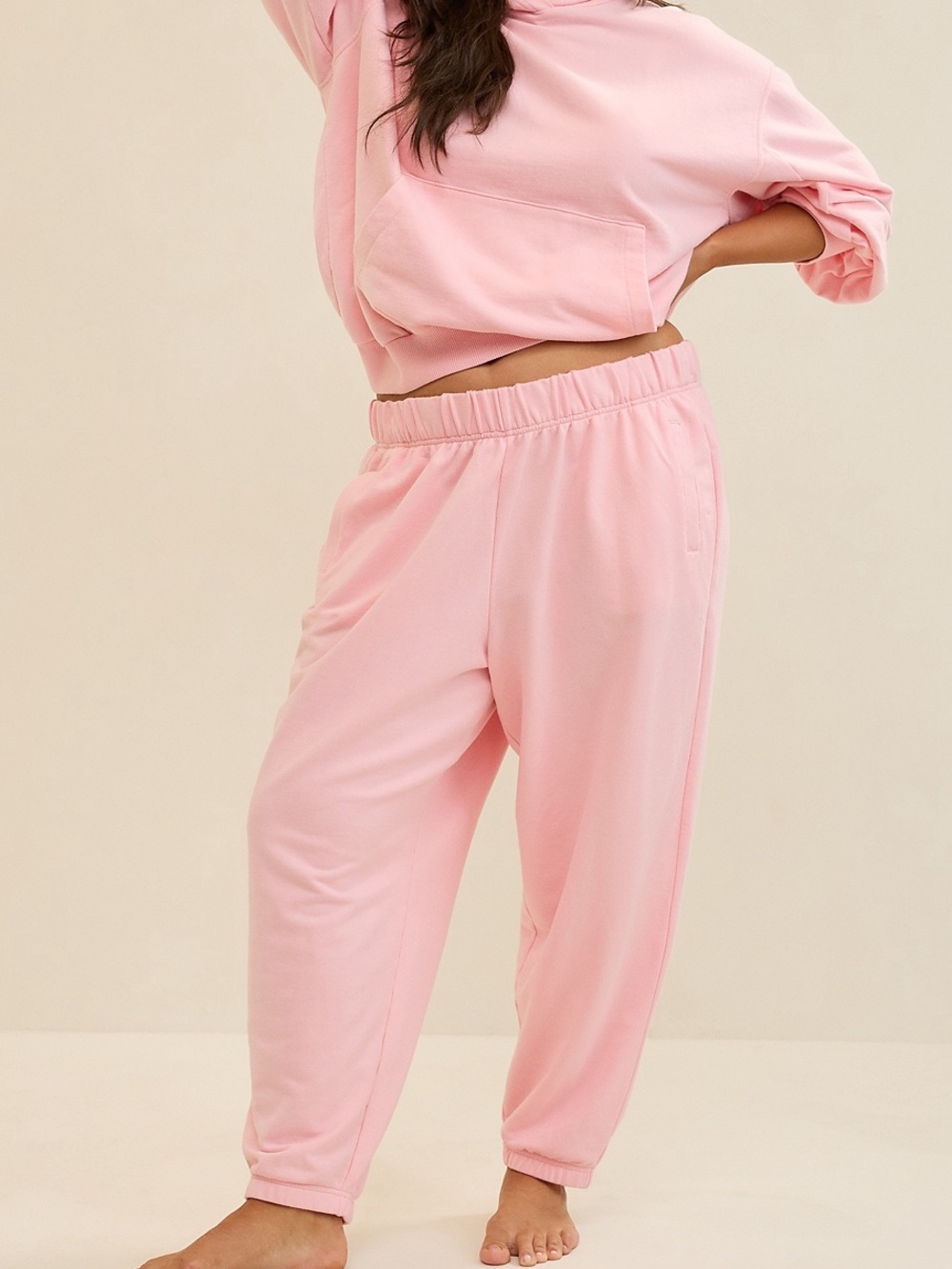 351. NWT AERIE JET SETTER JOGGER